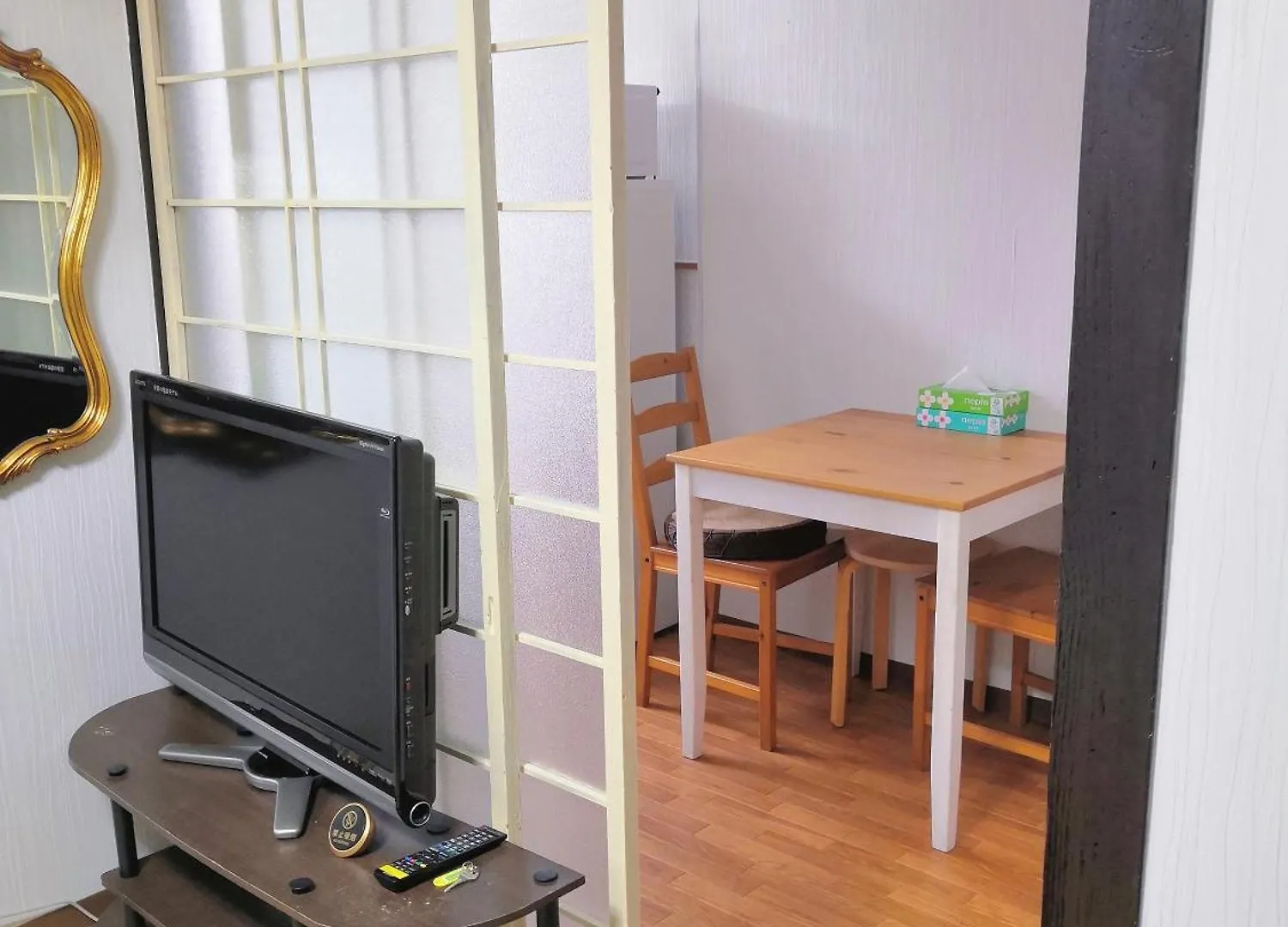 アパートホテル Nippori Osaka Nishi-Tengachaya Guesthouse西天下茶屋アパートメント