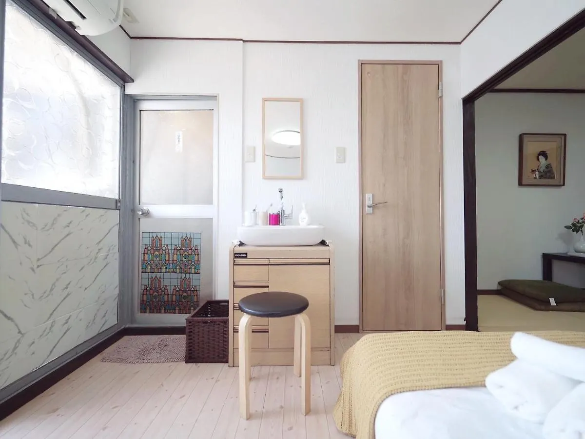 Aparthotel Nippori Osaka Nishi-Tengachaya Guesthouse西天下茶屋アパートメント