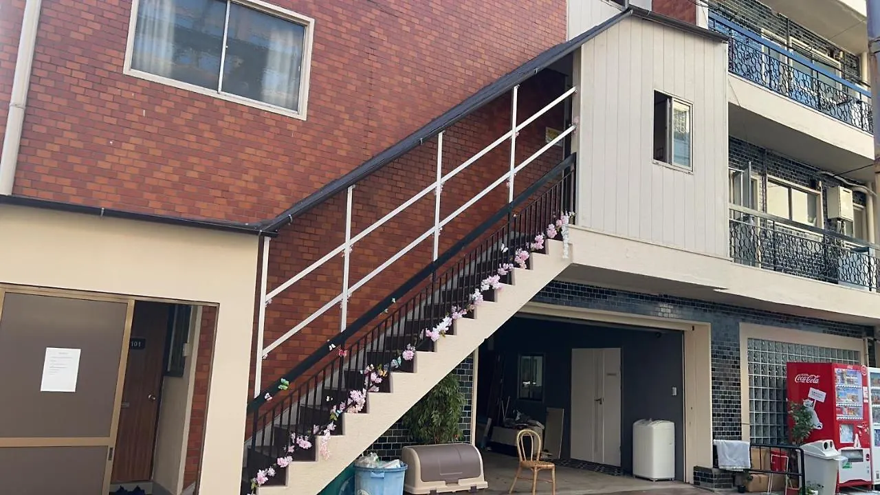 Nippori Osaka Nishi-Tengachaya Guesthouse西天下茶屋アパートメント